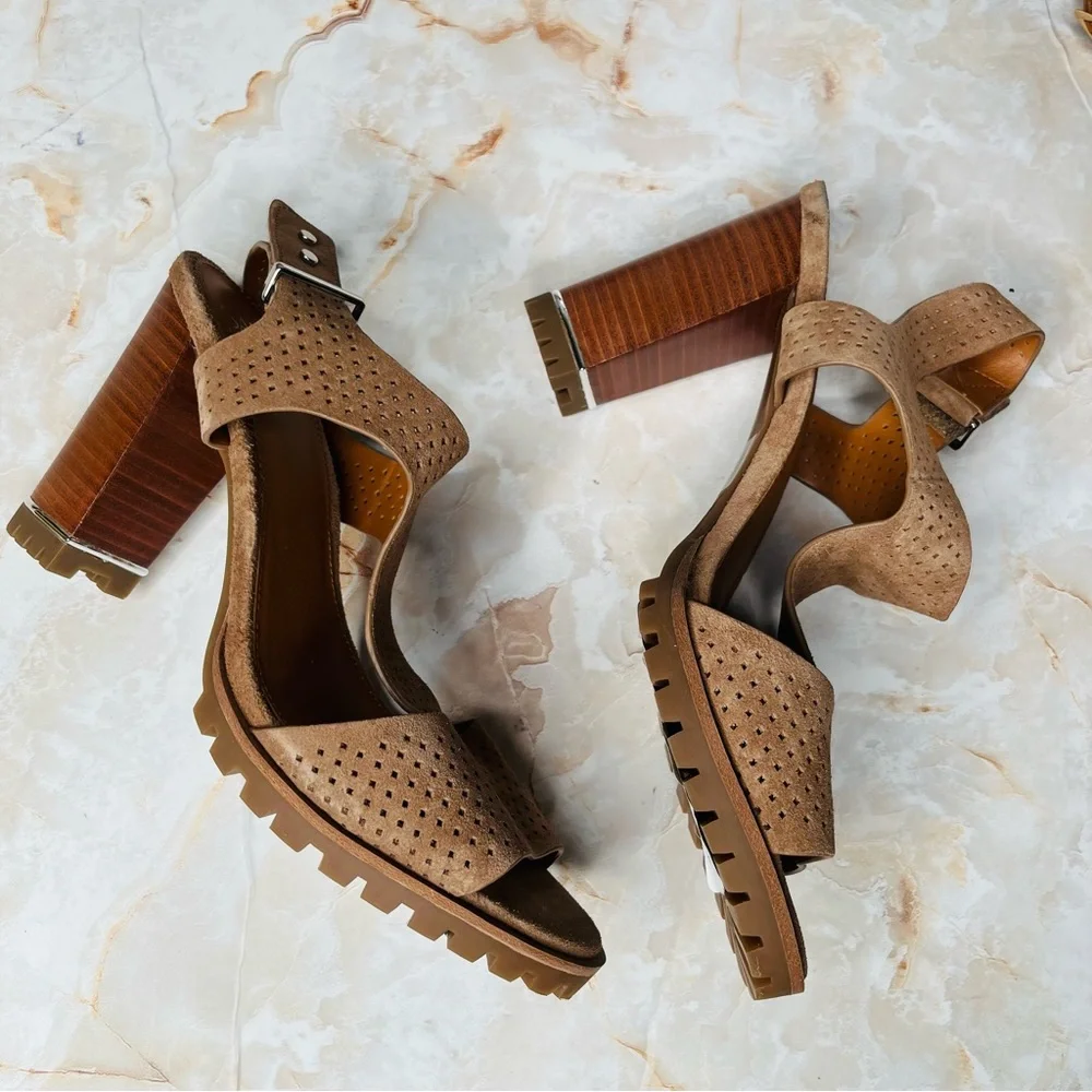 FRANCO SARTO ALLISTER PLATFORM SANDAL, Taupe, Perforated, Block Heel, 9.5 NEW
